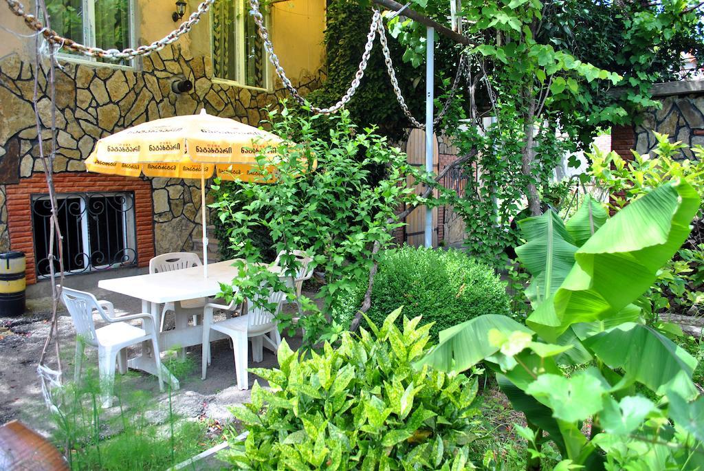 Tamar Guest House Gori Bilik gambar