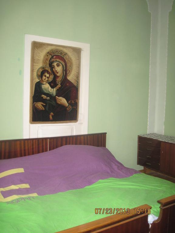 Tamar Guest House Gori Luaran gambar